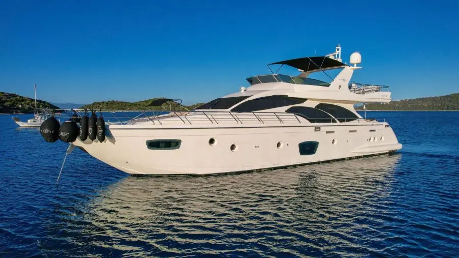 2009 Azimut 75 flybridge