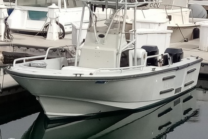 Boston Whaler 240 Outrage Guardian Utility