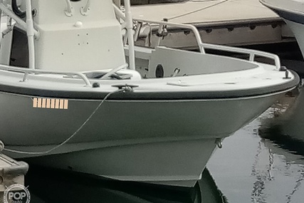 Boston Whaler 240 Outrage Guardian Utility