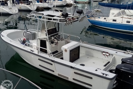 Boston Whaler 240 Outrage Guardian Utility