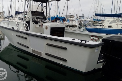 Boston Whaler 240 Outrage Guardian Utility