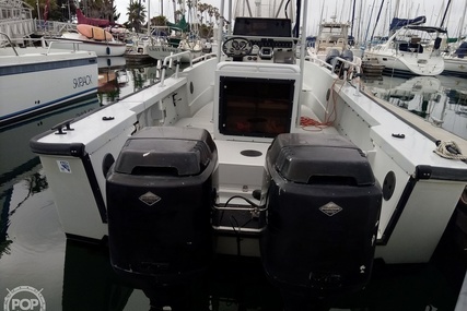 Boston Whaler 240 Outrage Guardian Utility