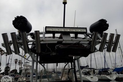 Boston Whaler 240 Outrage Guardian Utility