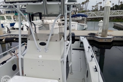 Boston Whaler 240 Outrage Guardian Utility