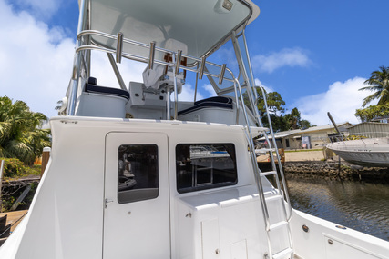 Hatteras Trunk Cabin