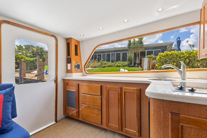 Hatteras Trunk Cabin