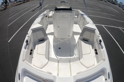 Tahoe 2150 Center Console