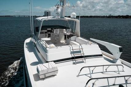 Hatteras 67 Cockpit Motor Yacht