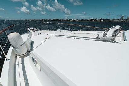 Hatteras 67 Cockpit Motor Yacht