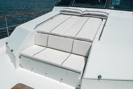 Hatteras 67 Cockpit Motor Yacht