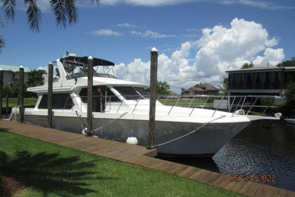 Navigator 53 pilothouse