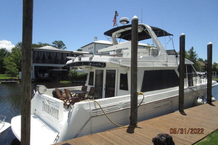 Navigator 53 pilothouse