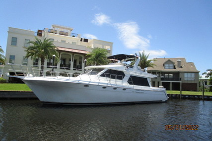 Navigator 53 pilothouse