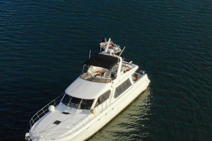 Navigator 53 pilothouse