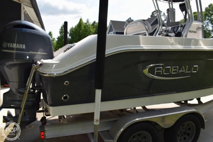 Robalo R202 EX