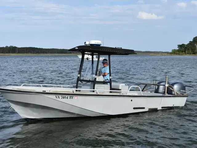 Boston Whaler 25 Guardian