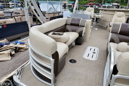 Premier Pontoons 260 Grand Entertainer PTX