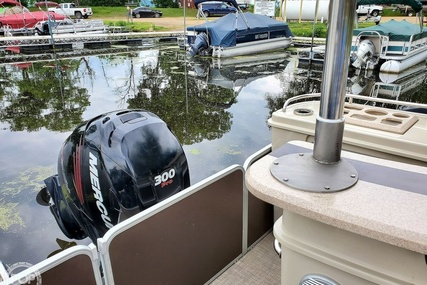 Premier Pontoons 260 Grand Entertainer PTX