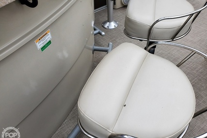 Premier Pontoons 260 Grand Entertainer PTX