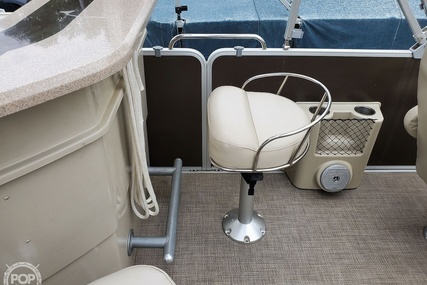 Premier Pontoons 260 Grand Entertainer PTX