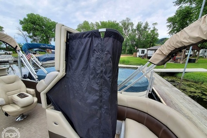 Premier Pontoons 260 Grand Entertainer PTX