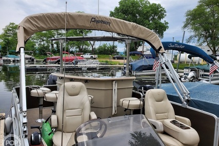 Premier Pontoons 260 Grand Entertainer PTX