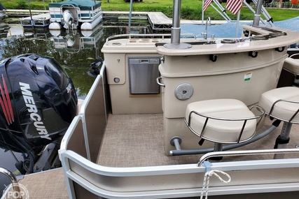 Premier Pontoons 260 Grand Entertainer PTX