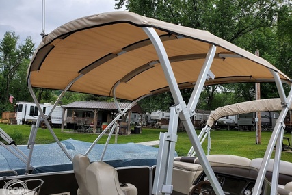 Premier Pontoons 260 Grand Entertainer PTX