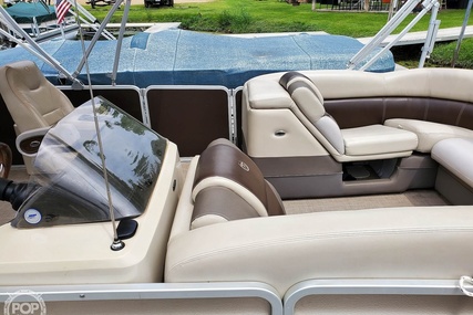 Premier Pontoons 260 Grand Entertainer PTX