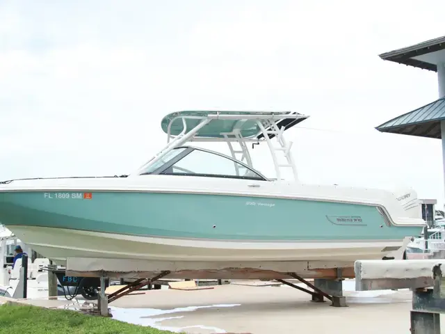 Boston Whaler 23 Vantage DC