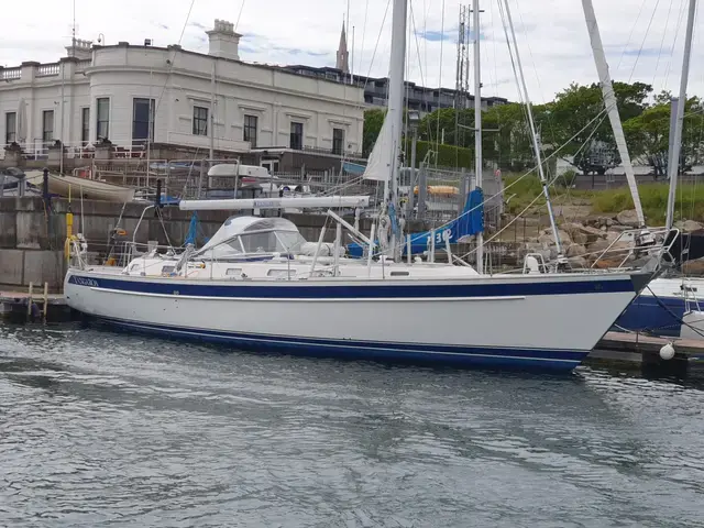 Hallberg Rassy 46