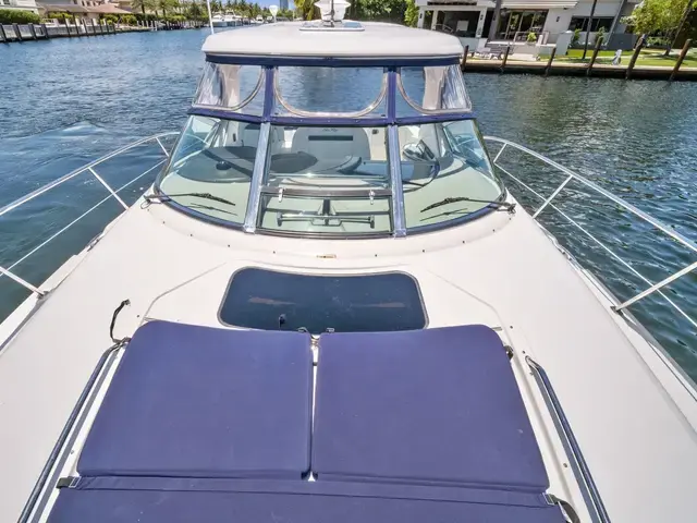 Sea Ray Sundancer 40