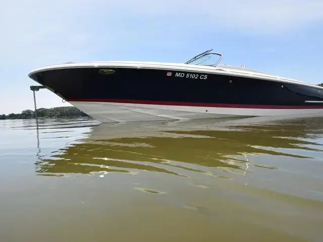 Chris-Craft Launch 25