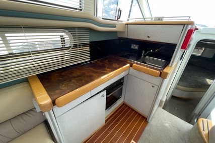 Sealine 330 Statesman