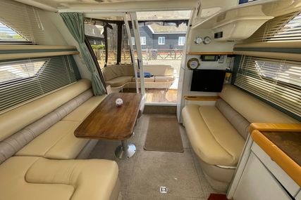 Sealine 330 Statesman