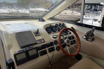 Sealine 330 Statesman