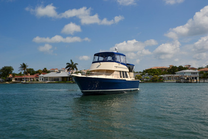 Mainship 430 Trawler