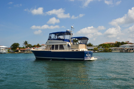 Mainship 430 Trawler