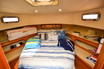 Mainship 430 Trawler