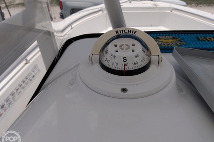 Sea Hunt Triton 225