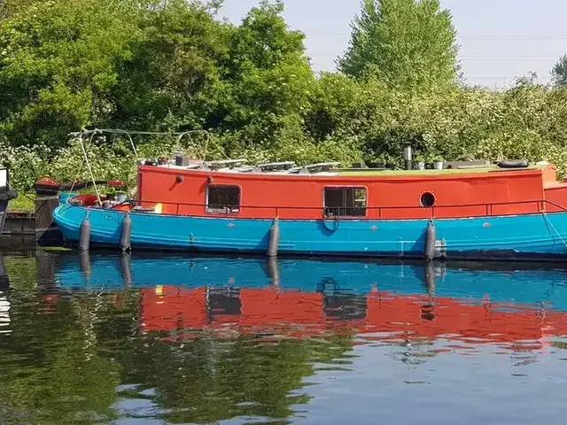 Dutch Barge