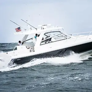 2019 Intrepid Boats 475 Sport Yacht