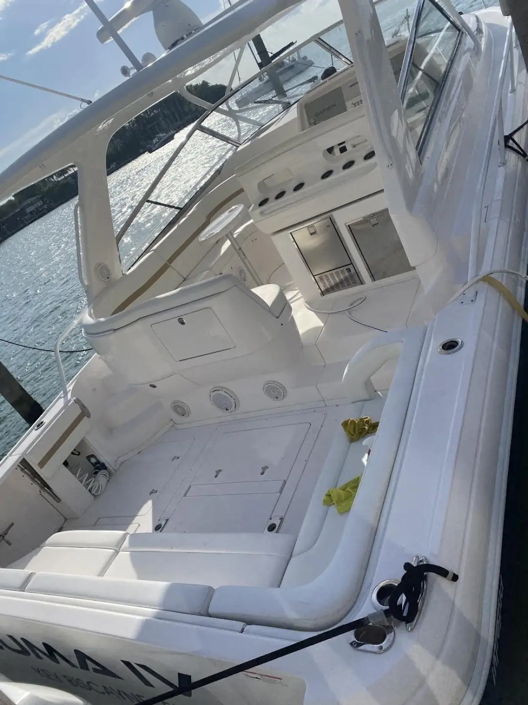 2019 Intrepid 475 sport yacht