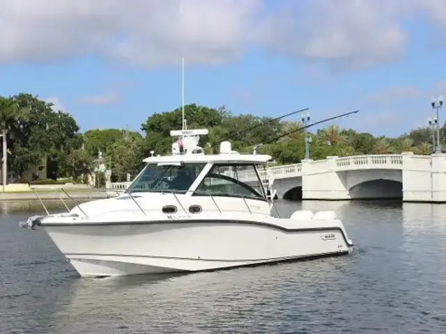 Boston Whaler 315 Conquest