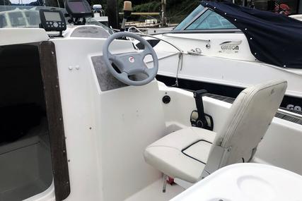 Quicksilver 450 Cabin