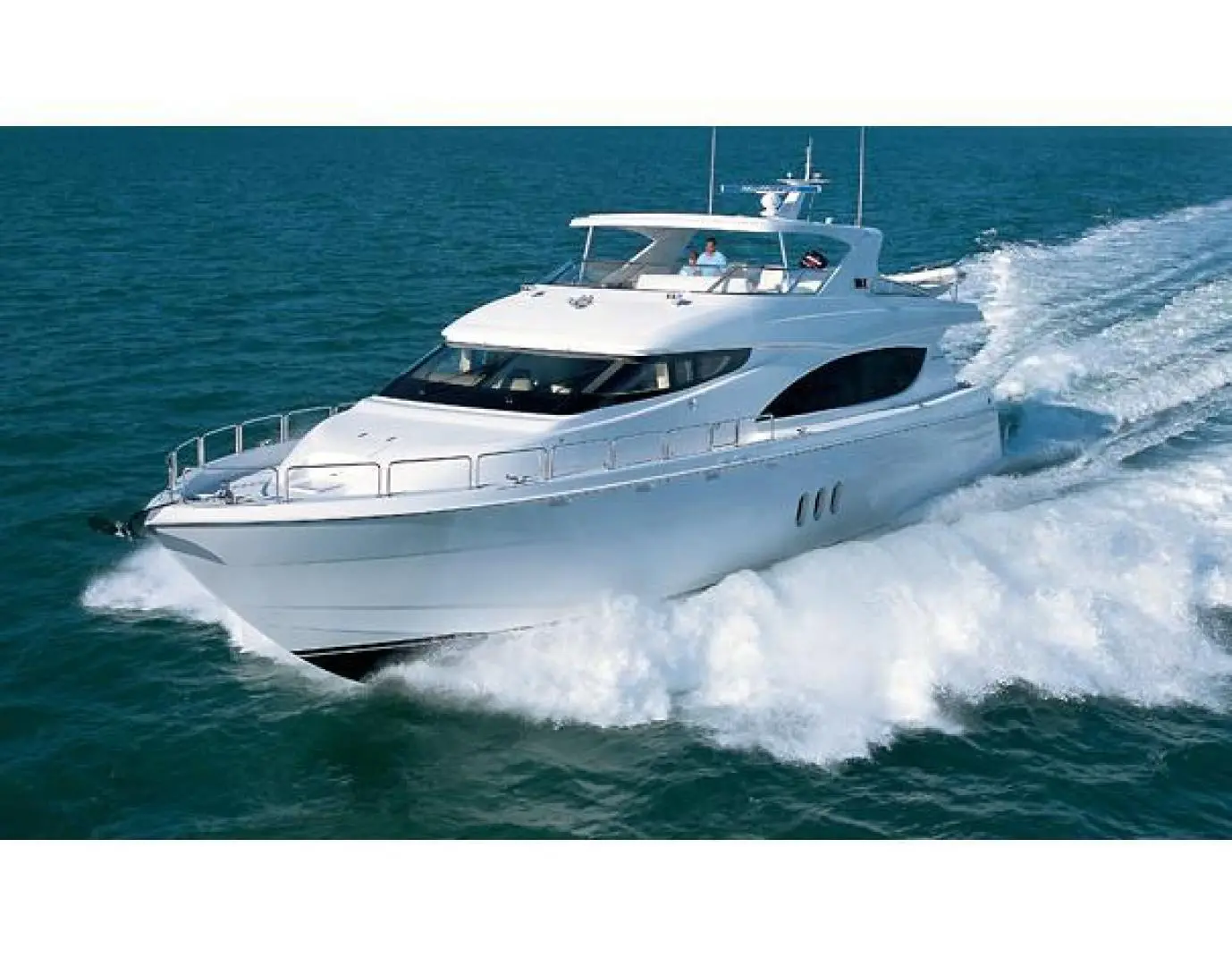 2006 Hatteras 80 enclosed bridge skylounge