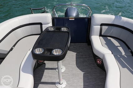 Godfrey Pontoon Aqua Patio 235 SB