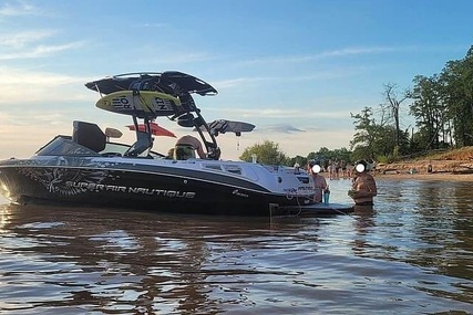 Super Air Nautique 230 Team Edition