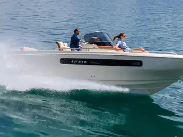 Invictus Boats 250 CX