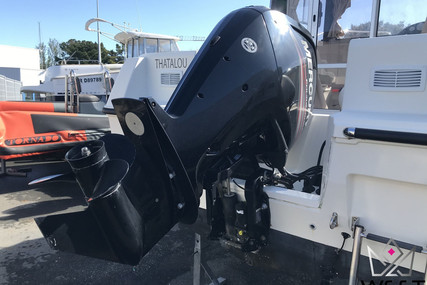 Quicksilver PILOTHOUSE 555